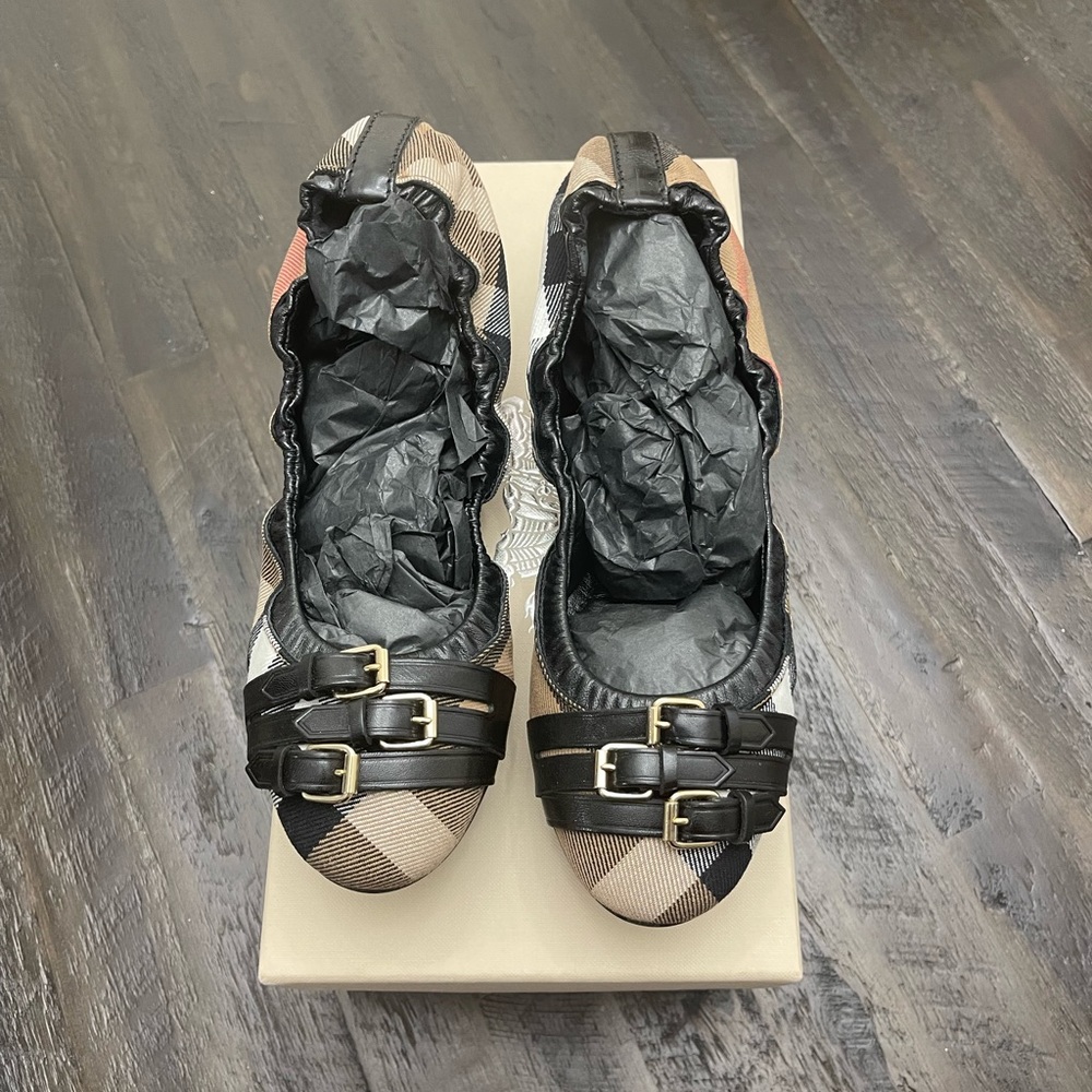 Burberry bridle house check falcony ballerina flats